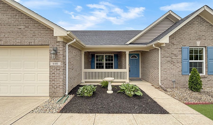 930 Penstock Ct, Avon, IN 46123 - 3 Beds, 2 Bath