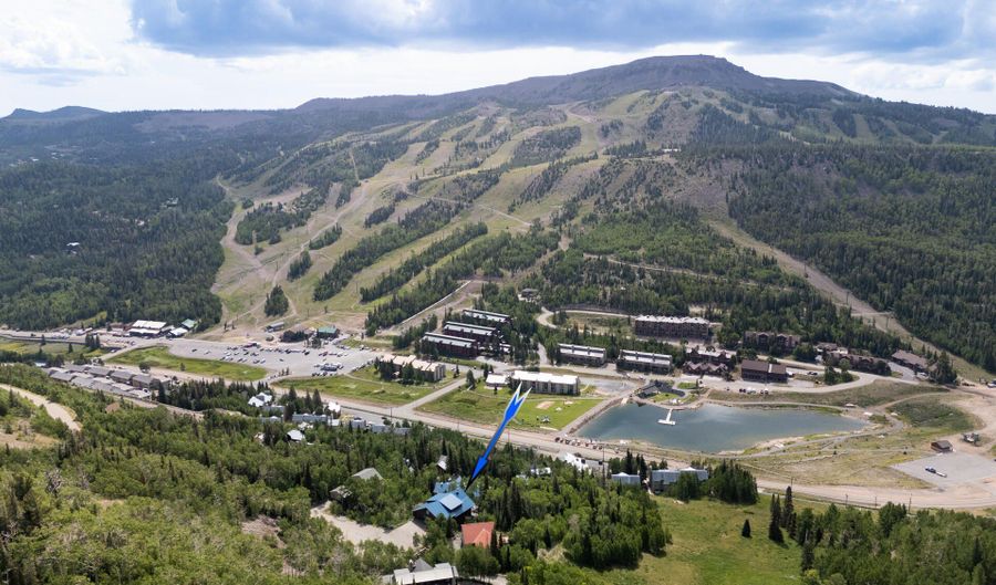 433 W Eagles Roost St, Brian Head, UT 84719 - 3 Beds, 4 Bath