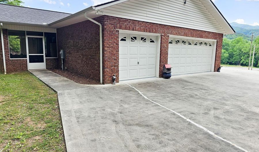 45 Sulpher Ln, Andrews, NC 28901 - 3 Beds, 2 Bath