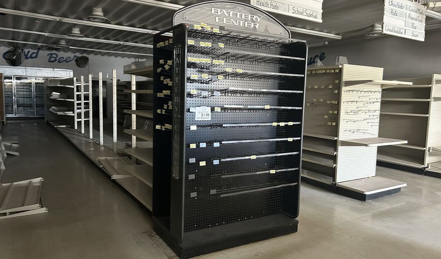 532 6th St, Carlin, NV 89822 - 0 Beds, 3 Bath