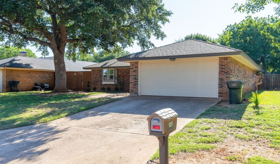 5217 Meadowick Ln, Abilene, TX 79606 - 3 Beds, 2 Bath