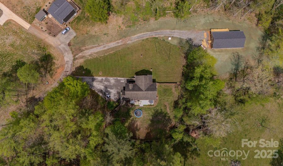 27 Garland Ball Dr, Alexander, NC 28701 - 4 Beds, 2 Bath