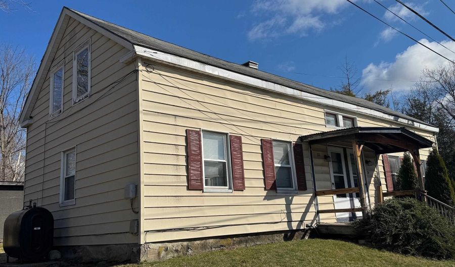 32-34 Sage St, Bennington, VT 05257 - 5 Beds, 2 Bath