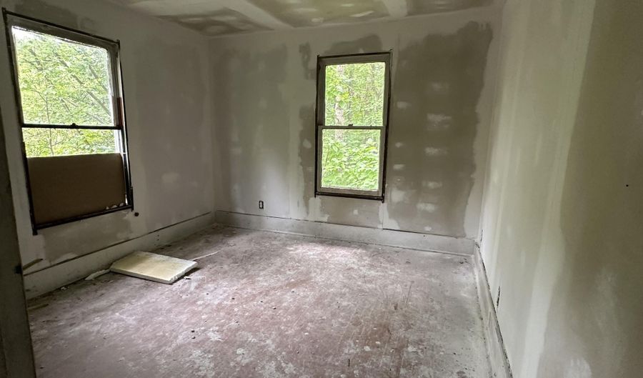 210 Callahan Ave, Appalachia, VA 24216 - 3 Beds, 2 Bath