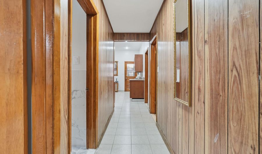 143 W 26TH St, Bayonne, NJ 07002 - 3 Beds, 1 Bath