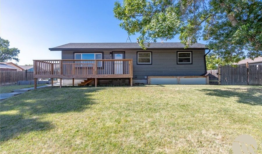 4104 Murphy Ave, Billings, MT 69101 - 5 Beds, 2 Bath