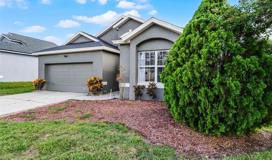 616 CORVINA Dr, Davenport, FL 33897 - 4 Beds, 2 Bath