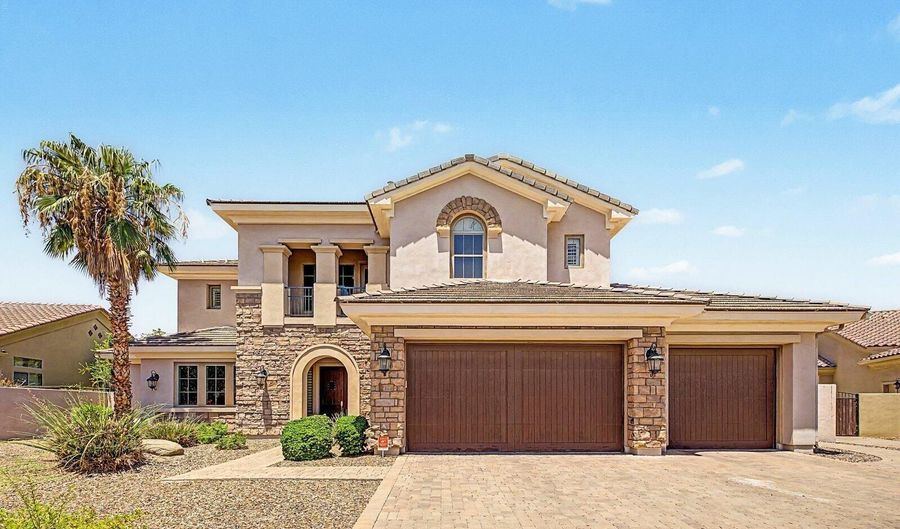 294 W GRAND CANYON Dr, Chandler, AZ 85248 - 6 Beds, 7 Bath