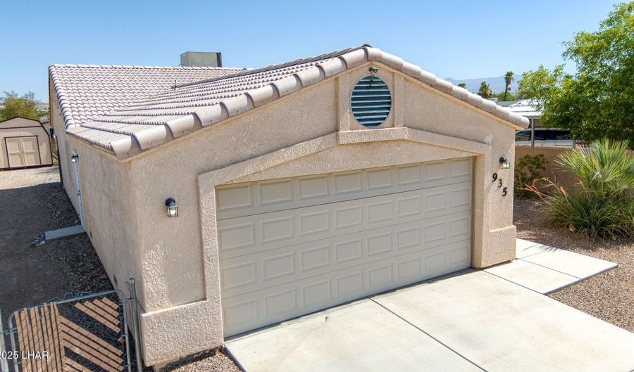 935 Glen Dr, Bullhead City, AZ 86442 - 3 Beds, 2 Bath