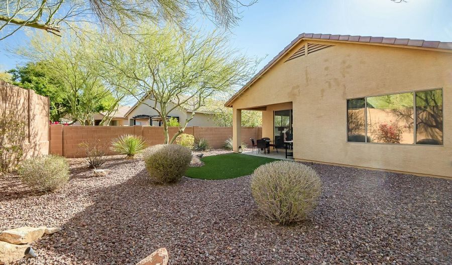 1626 W MORSE Dr, Anthem, AZ 85086 - 3 Beds, 2 Bath