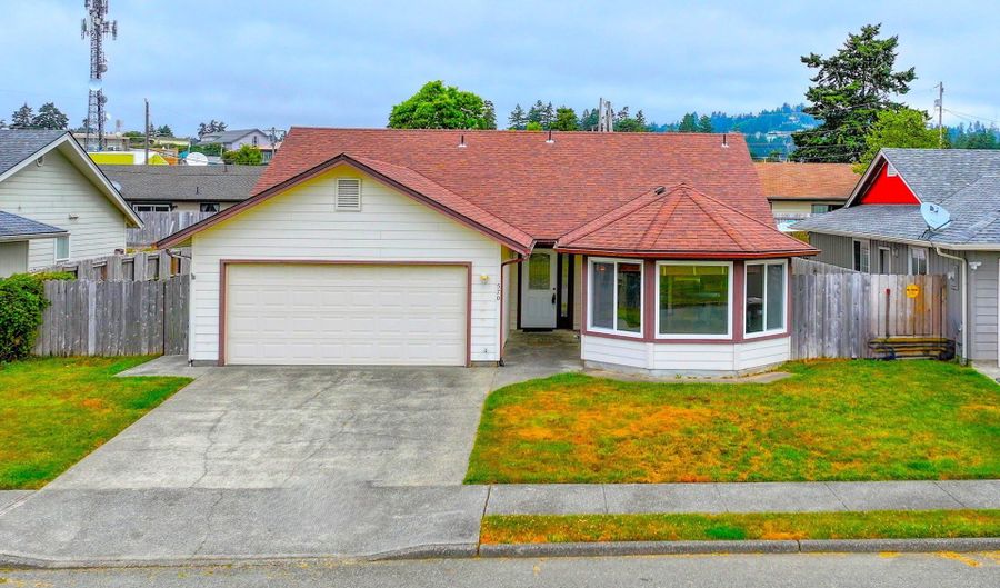 570 VELOPA Ct, Brookings, OR 97415 - 3 Beds, 2 Bath