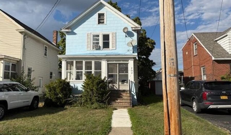 333 Mountain St, Albany, NY 12209 - 3 Beds, 1 Bath