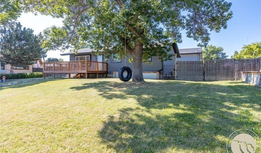 4104 Murphy Ave, Billings, MT 69101 - 5 Beds, 2 Bath