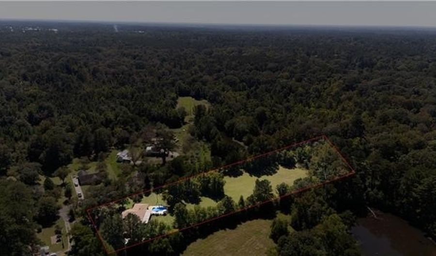 6101 MCRAY Dr, Ball, LA 71405 - 4 Beds, 3 Bath