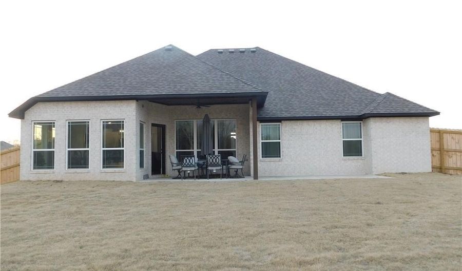 1038 Mourning Dove, Barling, AR 72923 - 3 Beds, 2 Bath