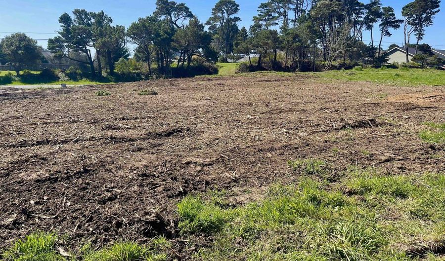 Eighth Street SW, Bandon, OR 97411 - 0 Beds, 0 Bath