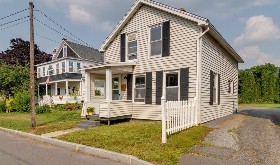 11 Crotteau St, Adams, MA 01220 - 2 Beds, 1 Bath