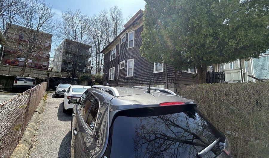 52 Larchmont St, Boston, MA 02124 - 5 Beds, 2 Bath