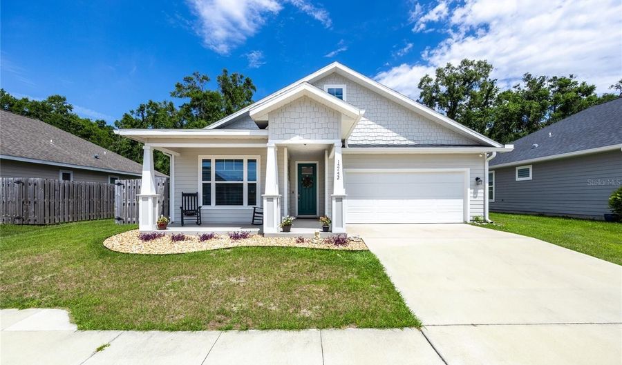 12452 NW 162ND Dr, Alachua, FL 32615 - 3 Beds, 2 Bath