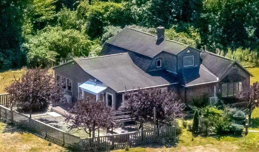 473 Klondike Rd, Charlestown, RI 02813 - 3 Beds, 2 Bath