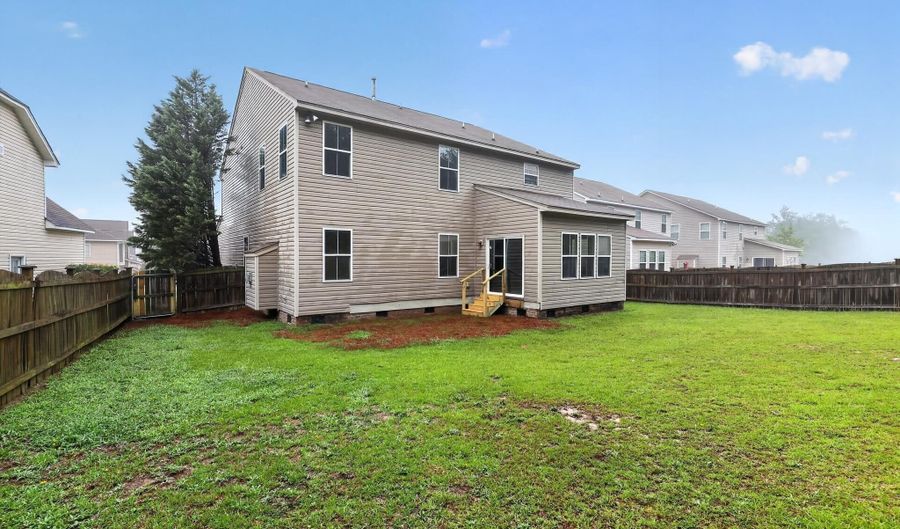 659 Stonebury Cir, Blythewood, SC 29016 - 4 Beds, 4 Bath