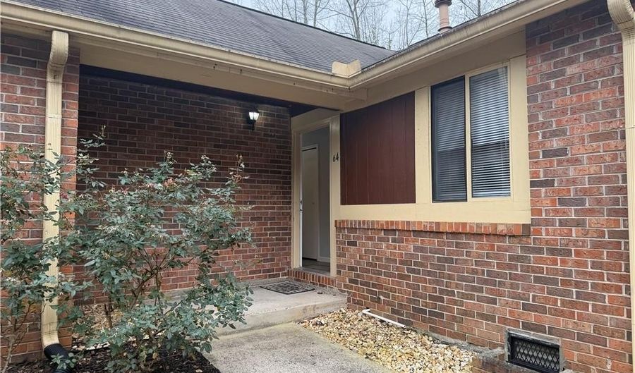 64 Country Place Ct, Alpharetta, GA 30005 - 2 Beds, 1 Bath