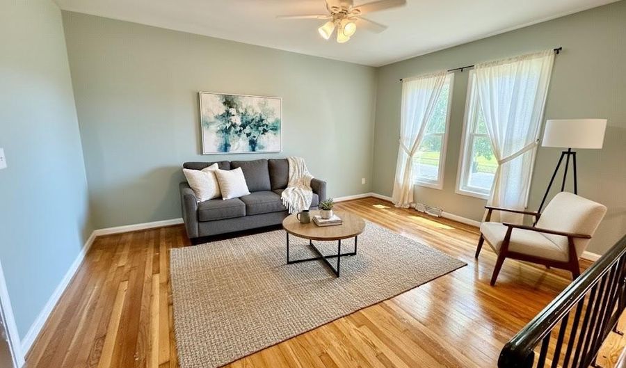 1573 NATHANIEL MITCHELL Rd, Dover, DE 19904 - 5 Beds, 2 Bath