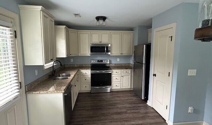 119 N Cross St, Angier, NC 27501 - 3 Beds, 2 Bath