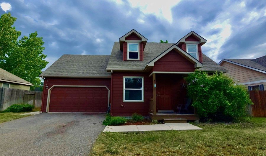 1109 Wyoming St, Belgrade, MT 59714 - 3 Beds, 2 Bath