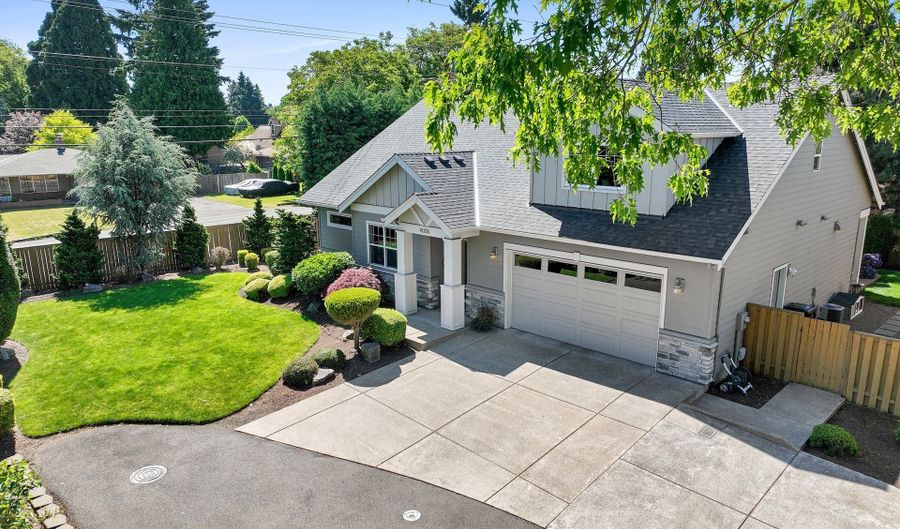 14206 SE WOODSIDE Ave, Milwaukie, OR 97267 - 3 Beds, 3 Bath