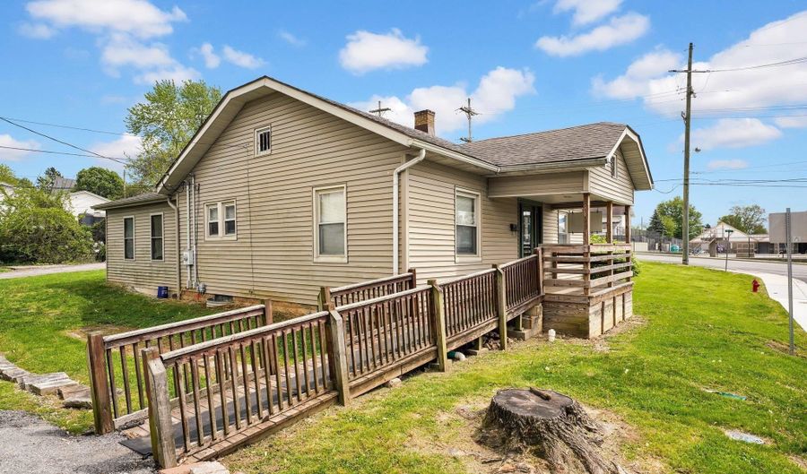 1516 R St, Bedford, IN 47421 - 0 Beds, 1 Bath