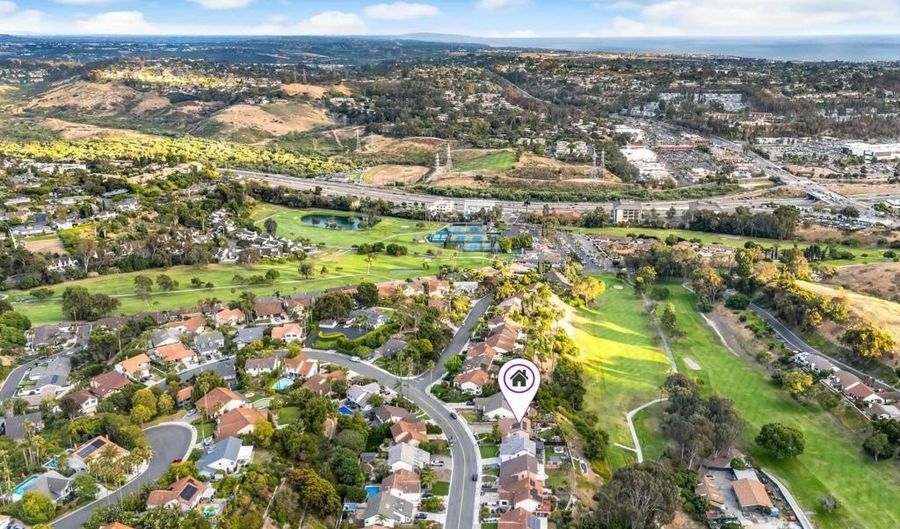 2285 Valley Rd, Oceanside, CA 92056 - 3 Beds, 3 Bath