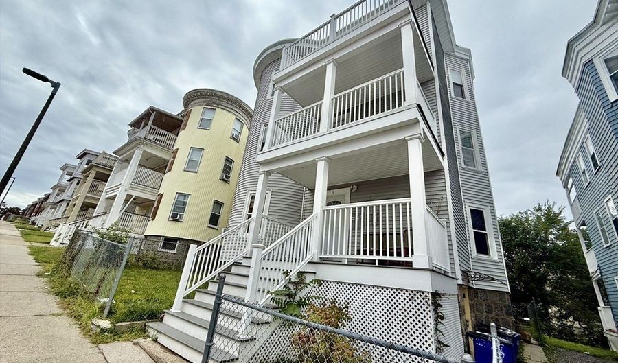 11 Fairmount St 2, Boston, MA 02124 - 3 Beds, 1 Bath