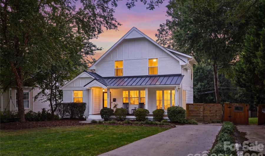 2424 Kingsbury Dr, Charlotte, NC 28205 - 5 Beds, 4 Bath