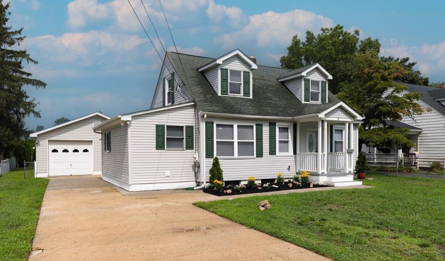 8 WESLEY St, Camden, DE 19934 - 4 Beds, 2 Bath