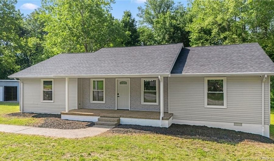 934 E Crothersville Rd, Austin, IN 47102 - 4 Beds, 2 Bath
