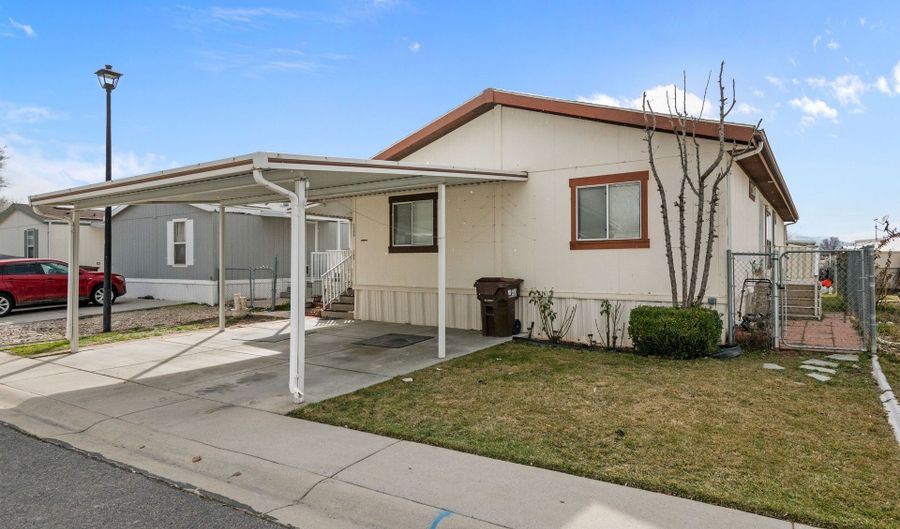 3680 S RIVER HORSE Rd, West Valley City, UT 84119 - 3 Beds, 2 Bath