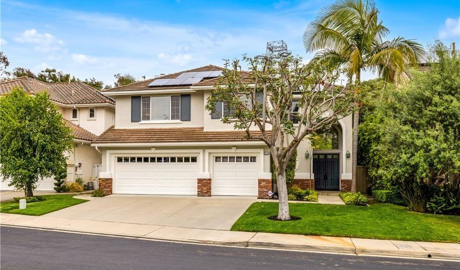 814 El Berro, San Clemente, CA 92672 - 5 Beds, 4 Bath
