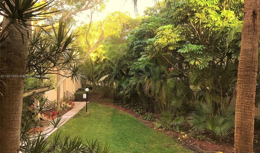 3564 Magellan Cir 214-1, Aventura, FL 33180 - 2 Beds, 2 Bath