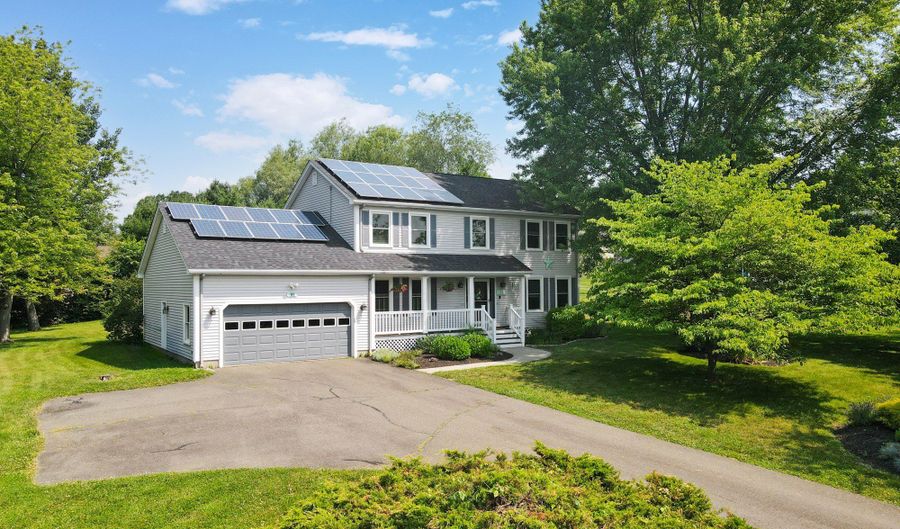 91 Ford St, Ansonia, CT 06401 - 4 Beds, 3 Bath