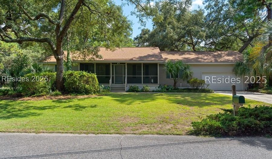 3 Hilda Ave, Beaufort, SC 29907 - 3 Beds, 2 Bath