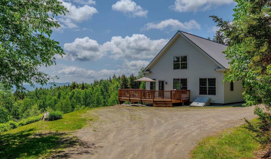 330 Spruce Dr, Andover, VT 05143 - 3 Beds, 3 Bath