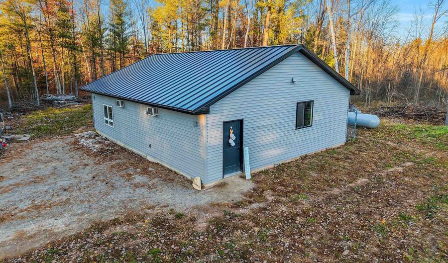 3760 EARLY Ln, Abrams, WI 54101 - 0 Beds, 1 Bath
