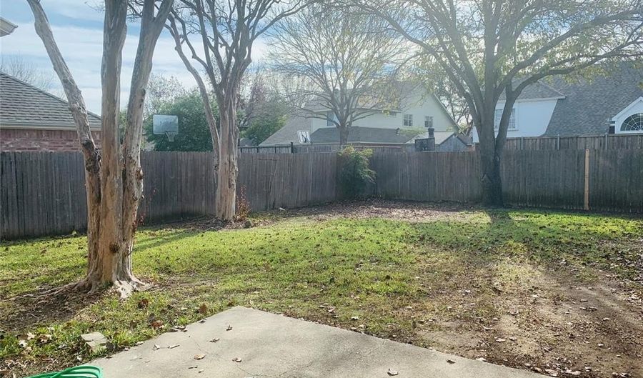 1100 Timberline Ln, Allen, TX 75002 - 5 Beds, 3 Bath