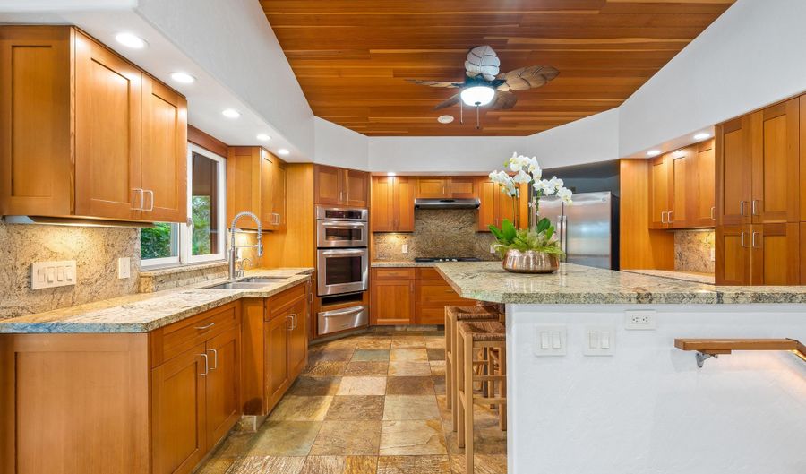 4735 ALIOMANU Rd A, Anahola, HI 96703 - 2 Beds, 2 Bath