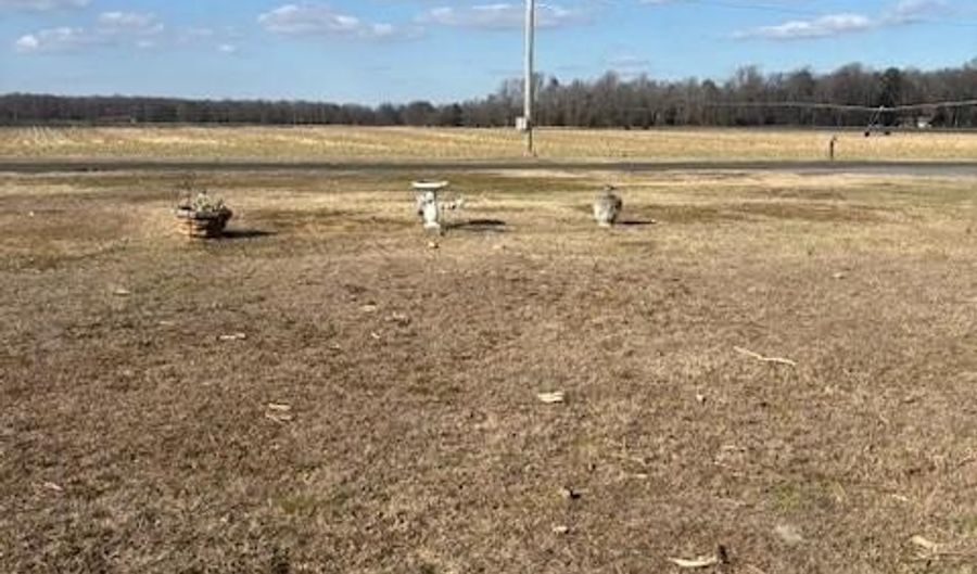 824 TODDS CHAPEL Rd, Greenwood, DE 19950 - 3 Beds, 2 Bath