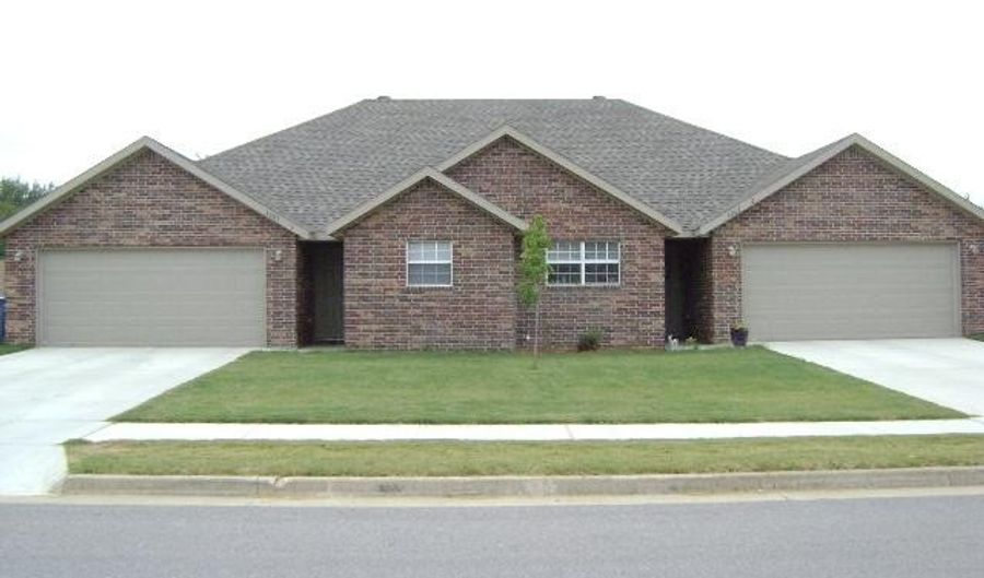 4207 SW Broadstone Ave 2, Bentonville, AR 72712 - 3 Beds, 2 Bath