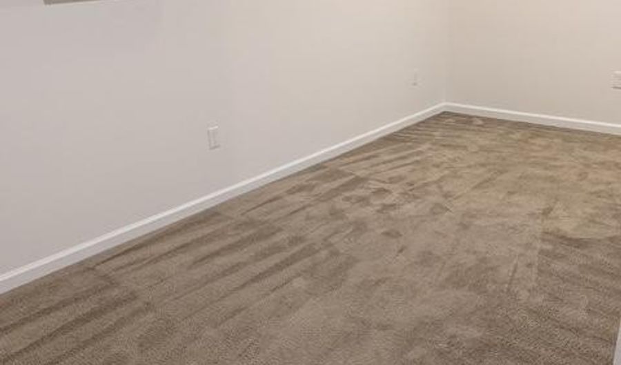 126 CAMBRIA Way, Alexandria, VA 22304 - 4 Beds, 5 Bath