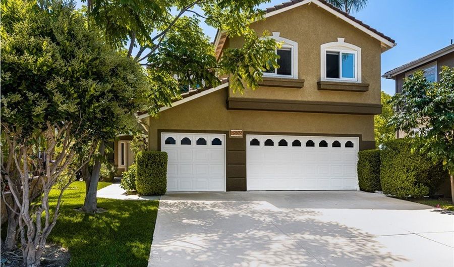 7686 E Big Canyon Dr, Anaheim, CA 92808 - 4 Beds, 3 Bath