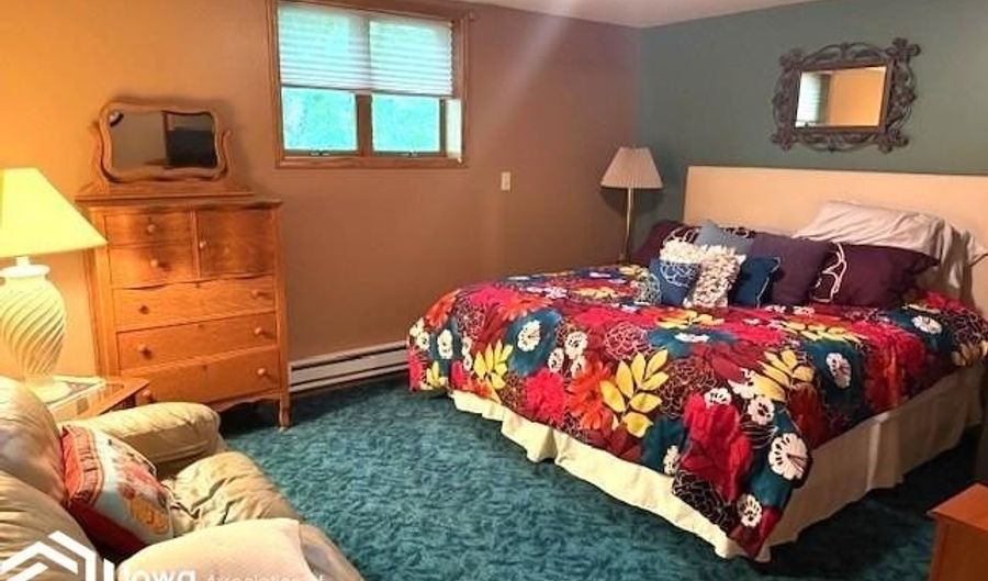 109 Sunset Dr, Algona, IA 50511 - 3 Beds, 3 Bath